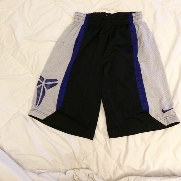 kobe dri fit shorts